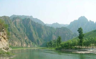 房山十渡孤山寨風景區全國汽車自駕遊活動基地